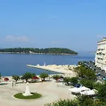 Ξενοδοχείο κωνσταντινούπολις 2*