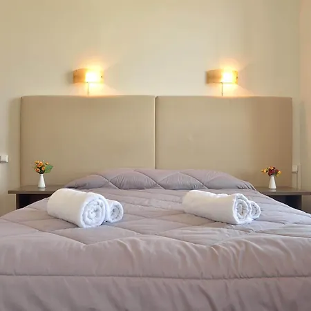 Konstantinoupolis Corfu (city)