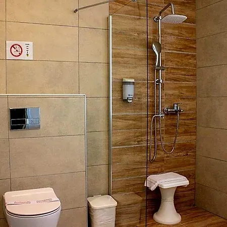 Konstantinoupolis Hotel 2*