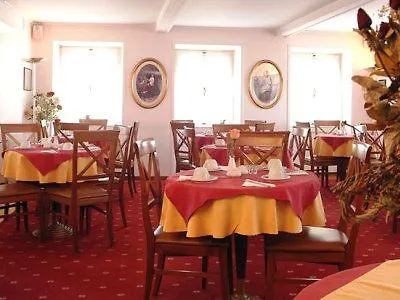 Hotel Konstantinoupolis 2*