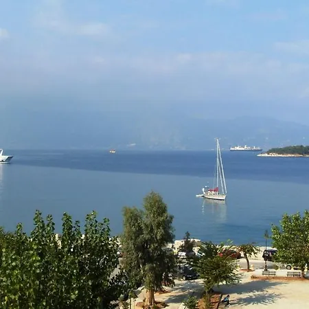 Отель Konstantinoupolis