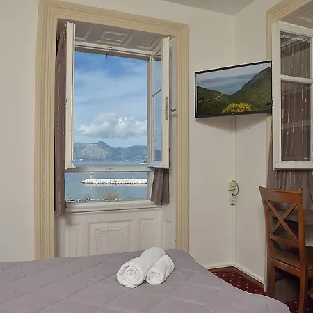 Отель Konstantinoupolis Corfu (city)