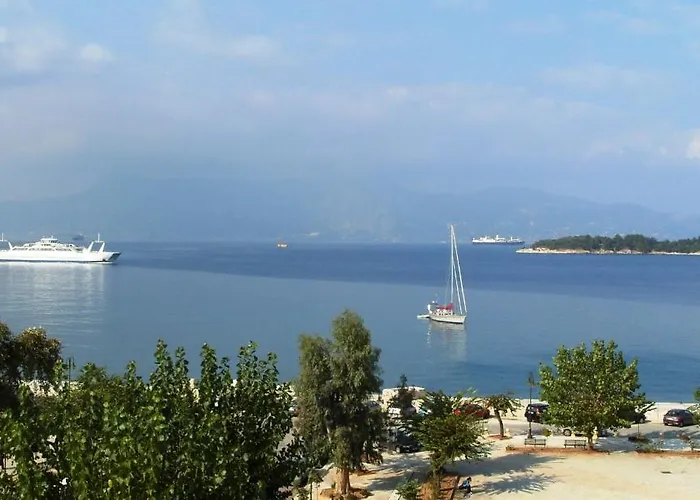 Отель Konstantinoupolis