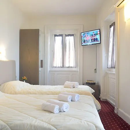 Hotel Konstantinoupolis 2*