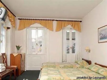 κωνσταντινούπολις 2* Corfu (city)